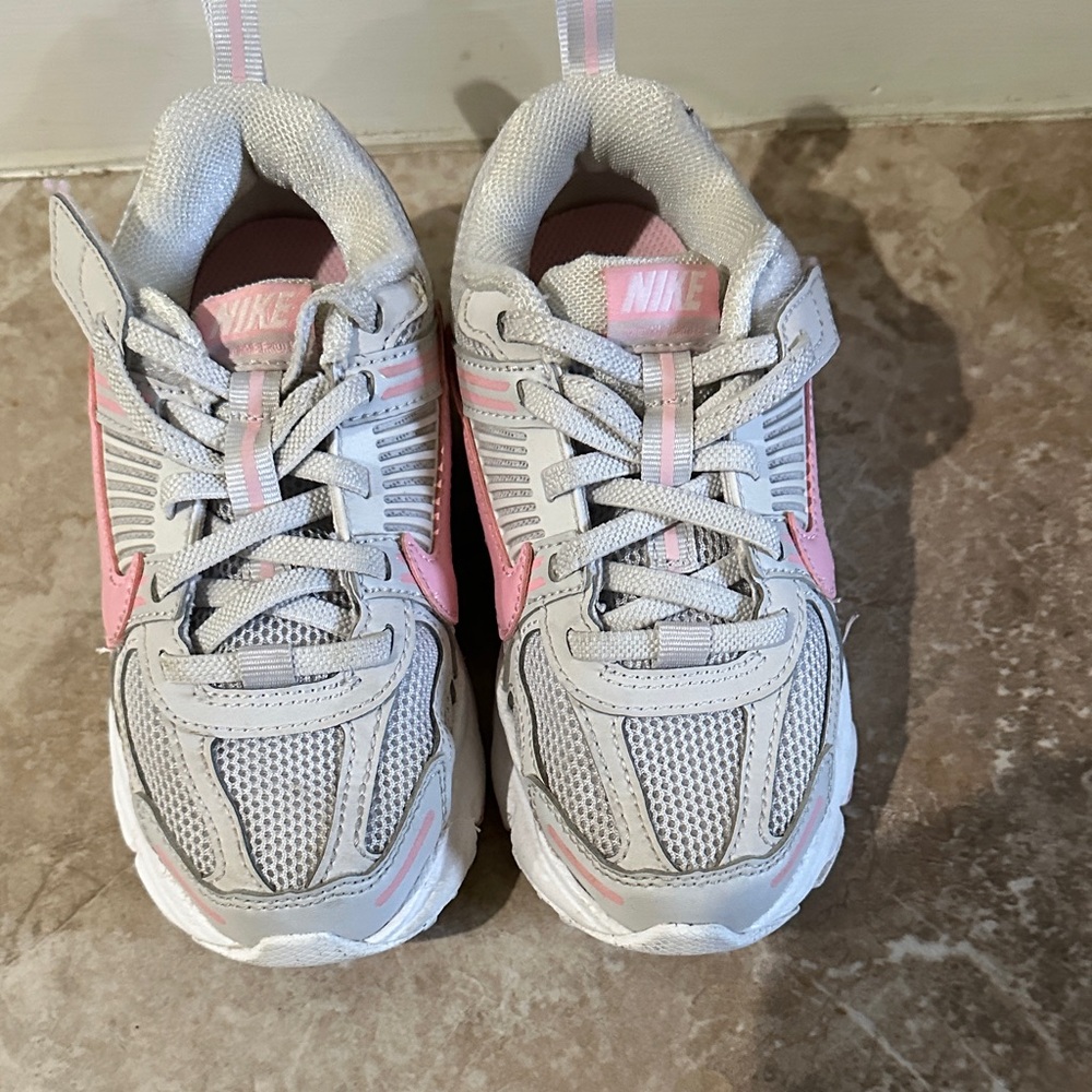 Nike Kids' Sneakers in Pink and Gray